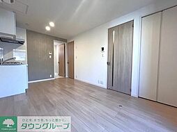 リノヴェルディ中板橋 201 2階ワンルームのリビング/ダイニング