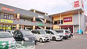 フォルテ横浜川和町 徒歩5分。 330m