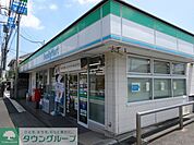 ファミリーマート藤沢渡内店 徒歩10分。コンビニ 760m
