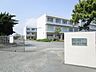 周辺：富士市立田子浦小学校まで830ｍ（徒歩11分）。