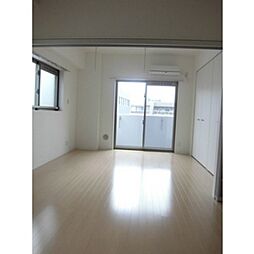 JR横須賀線 武蔵小杉駅 徒歩8分の賃貸マンション 3階1LDKのリビング/ダイニング