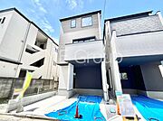 ◆2号棟◆～Exterior～　一戸建ての大きなメリットは、自分達の「土地」を「自由に」使える事です。ガーデニングやＤＩＹ，車やバイクの趣味など様々な用途で利用できます。