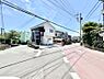 外観：～Exterior～  前面道路： 住宅地になっているので車量も少なく、静かな立地です。子育て環境も良好です♪♪周辺環境もあわせてご案内させて頂きます。お気軽にお問い合わせください。