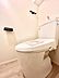 トイレ：トイレは安心の2箇所！朝のバタバタも一安心です。 