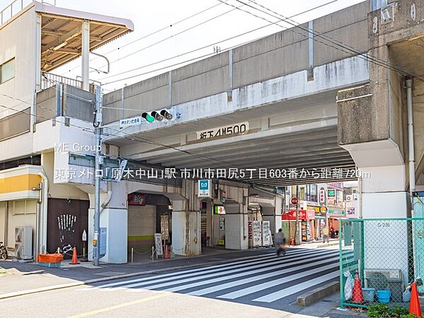 周辺を拡大表示