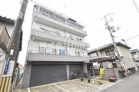 都マンション  ｜ 大阪府東大阪市西堤楠町3丁目（賃貸マンション2LDK・2階・40.00㎡） その1