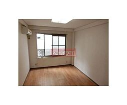 エステート五本木 205 2階1Kのリビング/ダイニング