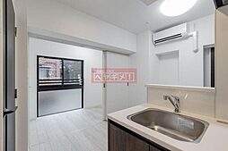 アジールコート池尻大橋 209 2階1DKのリビング/ダイニング