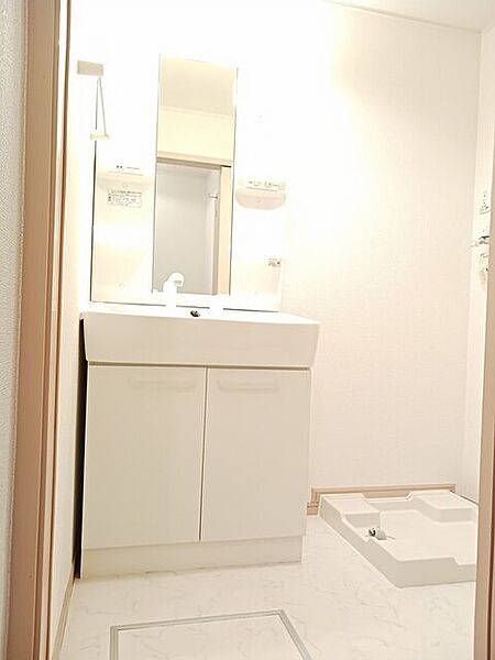 apartment 茨城県潮来市洲崎3855番地1
洲崎の賃貸情報を見る
物件地図