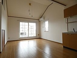 コンフォルターブルI 201 2階2LDKのリビング/ダイニング