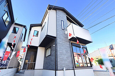 外観:本日ご見学できます♪ご購入の際の値引き交渉も頑張ります♪頭金の無い方など住宅ローン審査に不安をお持ちの方もお気軽にお問合せ下さい♪ 外観:本日ご見学できます♪ご購入の際の値引き交渉も頑張ります♪頭金の無い方など住宅ローン審査に不安をお持ちの方もお気軽にお問合せ下さい♪