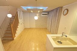 中古戸建／三佐 4SLDKのリビング/ダイニング