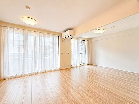 【リビング】約17.4帖の広々としたＬＤＫ。※リフォーム後のイメージ画像です。リフォームには別途費用がかかります。