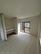 2階洋室・内装リフォーム済