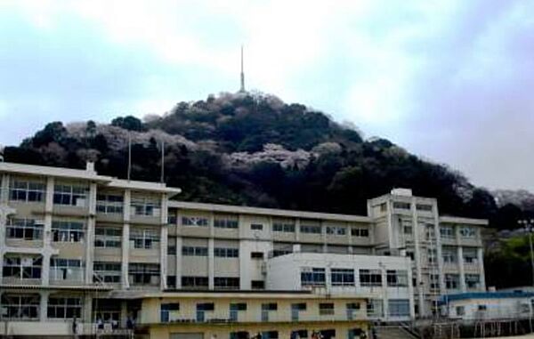 画像17:広島市立仁保中学校