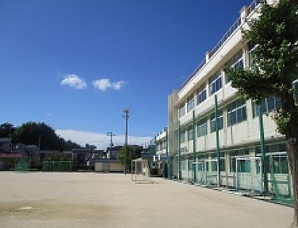 画像3:広島市立青崎小学校
