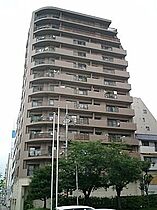 広島県広島市中区宝町（賃貸マンション3LDK・8階・75.32㎡） その1