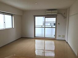 広島電鉄2系統 小網町駅 徒歩4分の賃貸マンション 3階ワンルームのリビング/ダイニング