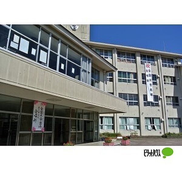 画像21:中学校「和歌山市立貴志中学校まで2679m」