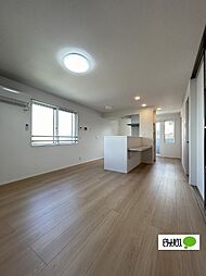 D-ROOM尾崎丁 102 1階2LDKのリビング/ダイニング