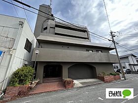 和歌山県和歌山市出口中ノ丁（賃貸マンション2LDK・6階・60.14㎡） その1