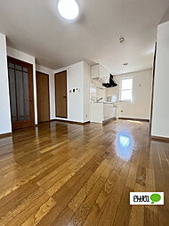 カンフォート松島I 102 1階2LDKのリビング/ダイニング