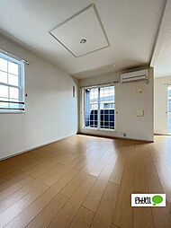 コルテーゼ　III 203 2階1LDKのリビング/ダイニング