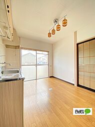 エスポワールＴＡＪＩＲＩ 102 1階3DKのリビング/ダイニング