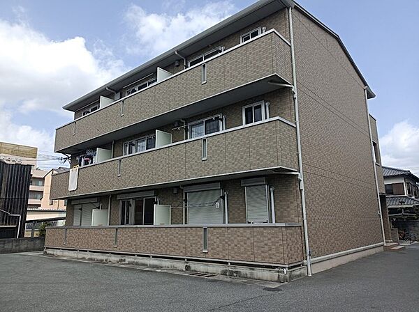 兵庫県姫路市亀山(賃貸アパート1DK・3階・41.95㎡)の写真 その1