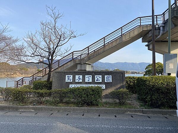 周辺を拡大表示