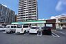 周辺：ファミリーマート　下大利一丁目