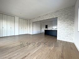 エメラルドマンション東那珂 1LDKのリビング/ダイニング