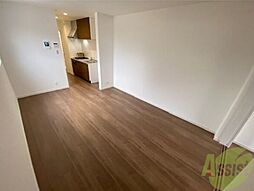 JR東海道・山陽本線 大久保駅 徒歩5分の賃貸アパート 3階1LDKのリビング/ダイニング