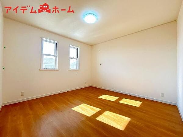 寝室を拡大表示