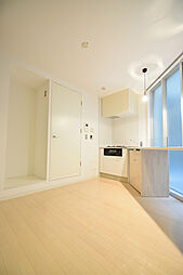 シュワルベ 303 3階1DKのリビング/ダイニング