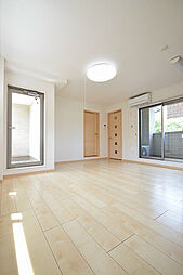 バードレイク北山 101 1階1LDKのリビング/ダイニング