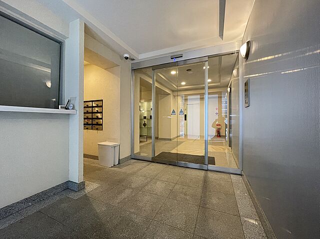 エントランス エスト・グランディールCARO赤坂 5階/5階