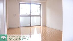 ラ・フロル 3階1Kのリビング/ダイニング