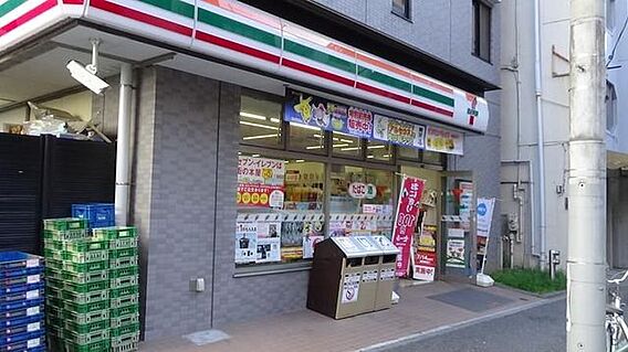 セブンイレブン...