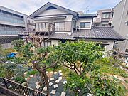 庭あり　庭メンテナンスはオーナー様が致します