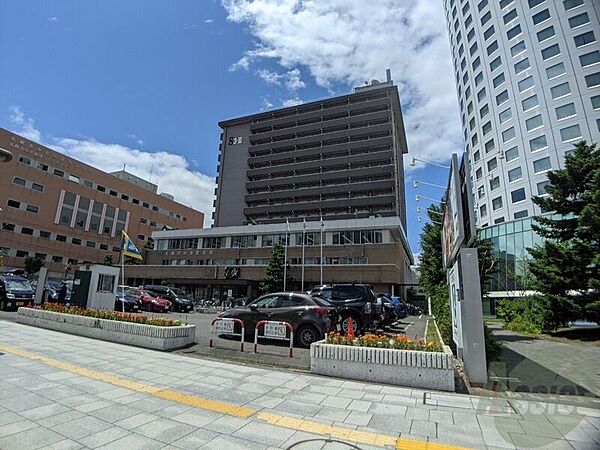 画像30:札幌市中央区役所 522m