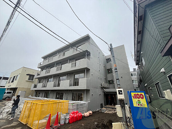 北海道札幌市白石区菊水五条3丁目(賃貸マンション1LDK・2階・31.68㎡)の写真 その1