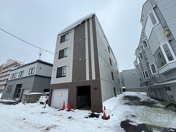 北海道札幌市白石区中央一条5丁目(賃貸マンション1LDK・4階・32.86㎡)の写真 その1