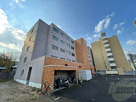 北海道札幌市中央区南十一条西12丁目（賃貸マンション1K・7階・37.95㎡） その1