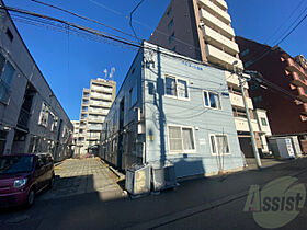 北海道札幌市中央区南十七条西8丁目（賃貸アパート1DK・2階・23.90㎡） その1