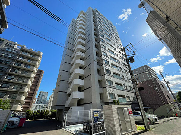 北海道札幌市中央区南一条西21丁目(賃貸マンション1K・7階・30.70㎡)の写真 その1