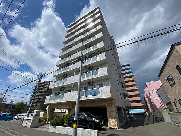 北海道札幌市中央区南六条西18丁目(賃貸マンション1LDK・10階・47.00㎡)の写真 その1