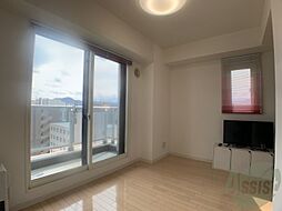 アストリア北大前 4階ワンルームのリビング/ダイニング