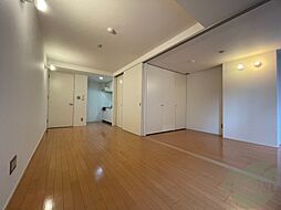 札幌市営南北線 幌平橋駅 徒歩4分の賃貸マンション 2階1LDKのリビング/ダイニング