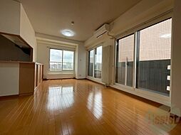 京泉ビル 9階3LDKのリビング/ダイニング